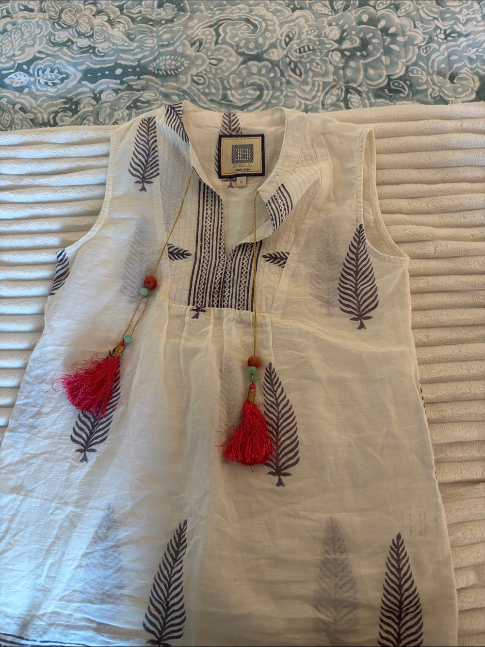 BELL White Sleeveless Tunic with Navy Leaf Print and Red Tassels